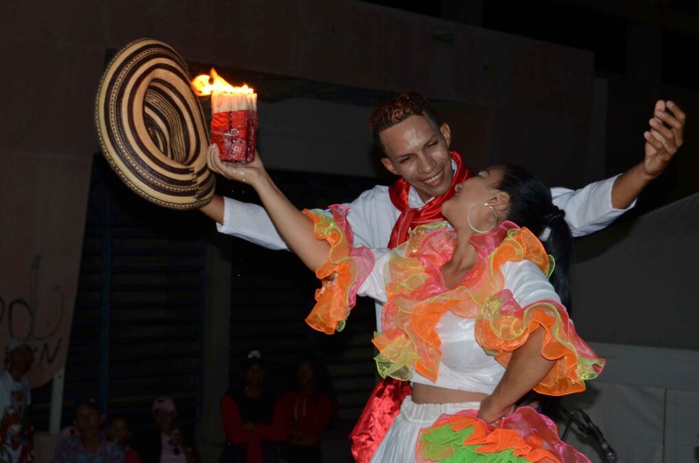 Piquería y canción inédita